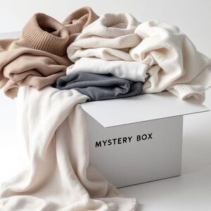 Mystery Box Lot of 15 Pieces of Women's Clothing Size M, 12